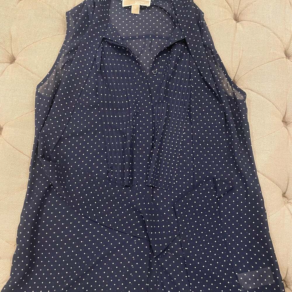 MICHAEL KORS Polka dot crepe sleeveless shirt, Size 6